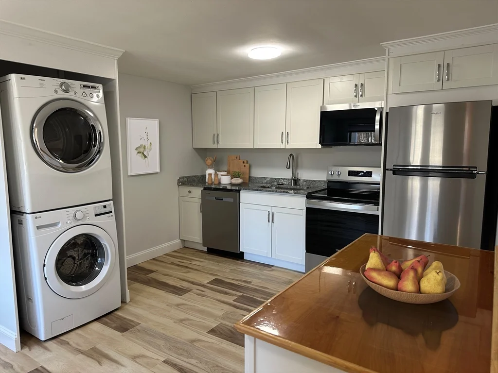 250 Walnut St, Framingham