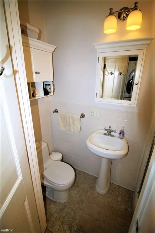 54 Dwight St, Coolidge Corner