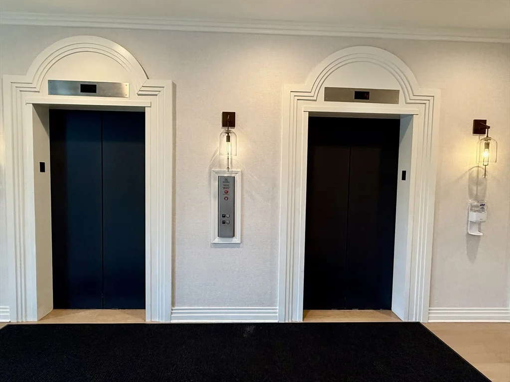 20 Webster St, Coolidge Corner