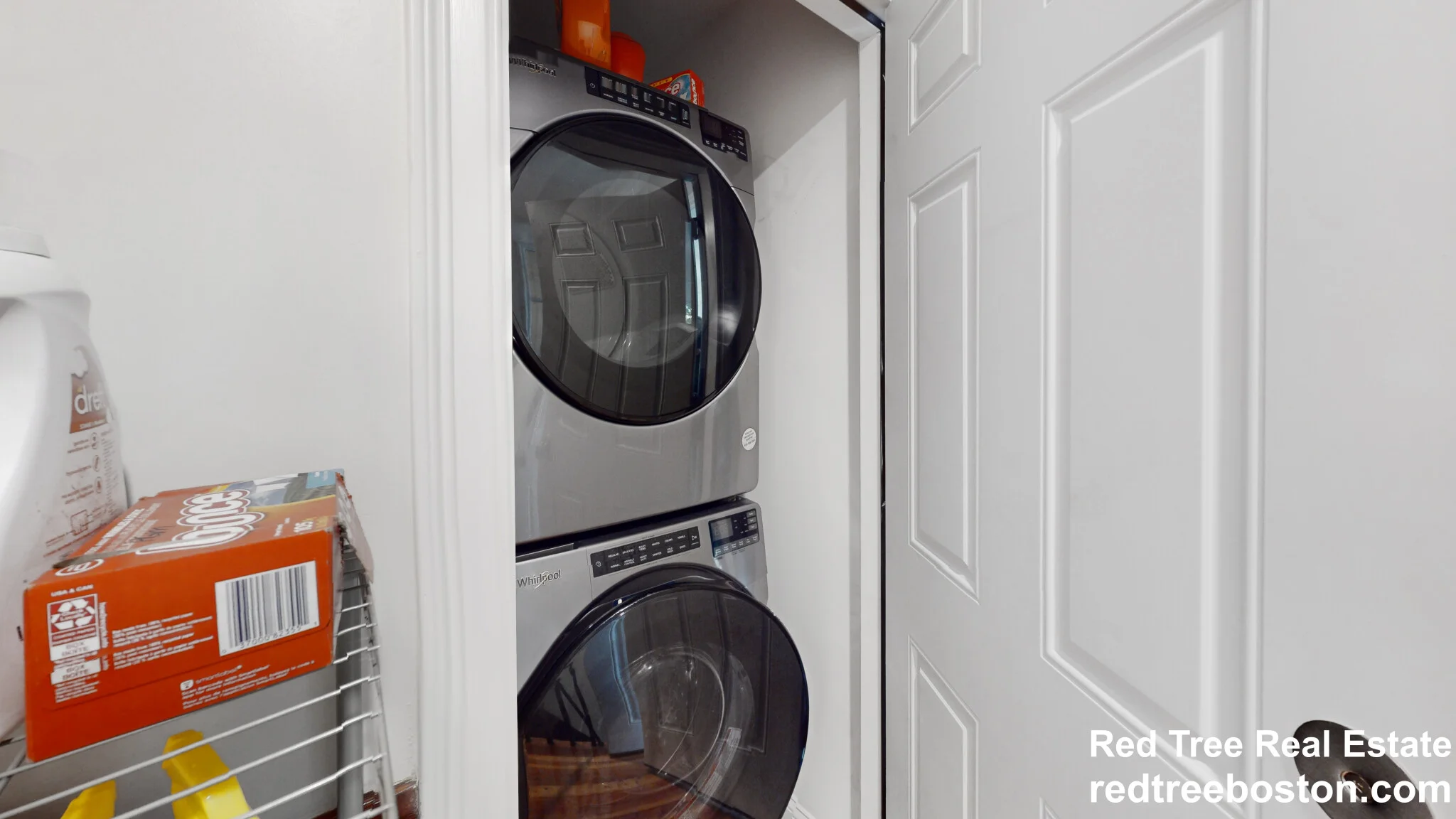 35 Crosby Rd, Chestnut Hill