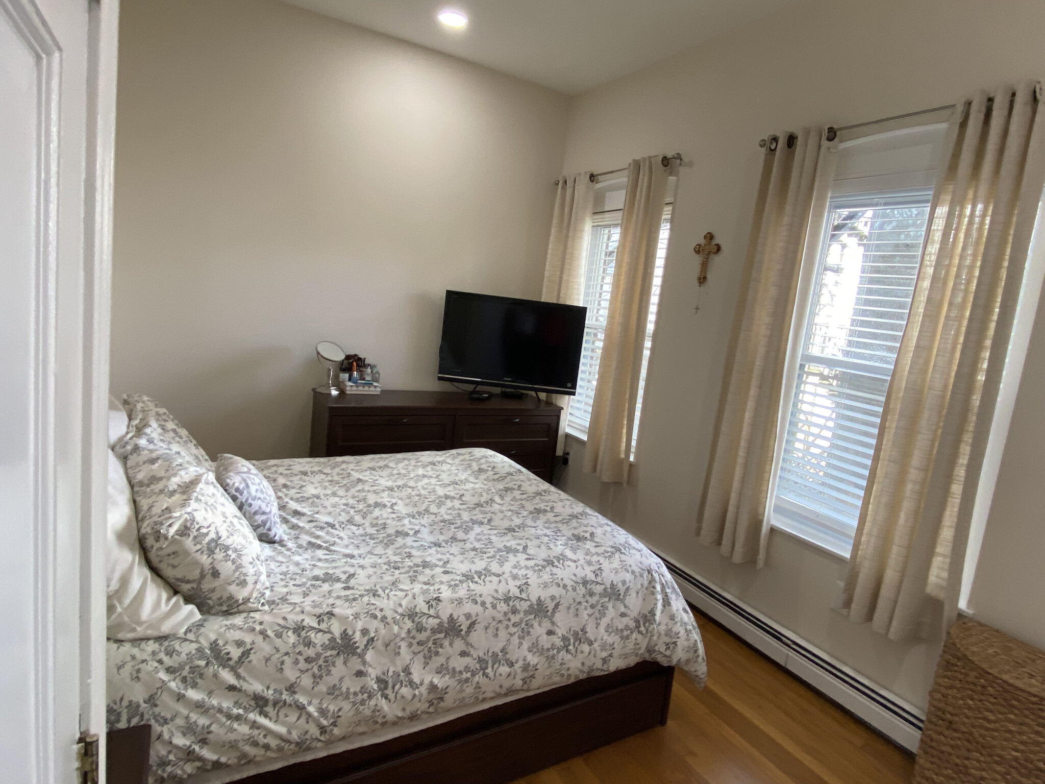 470 East 3rd St, South Boston