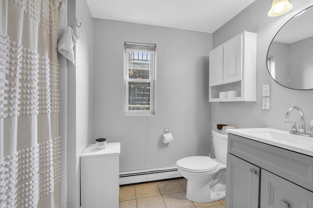 180 W 8th, South Boston