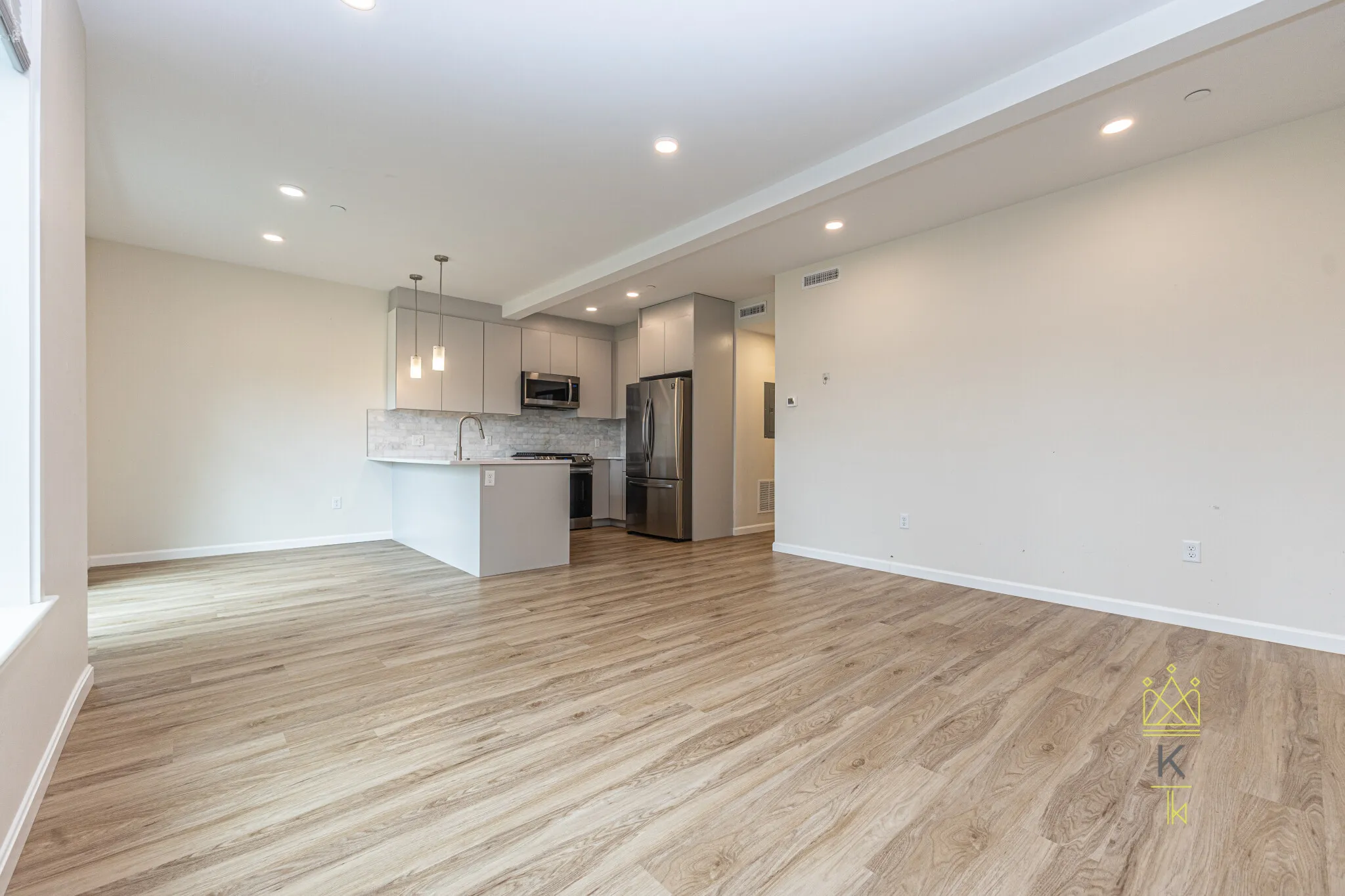 458 Washington St, Brighton