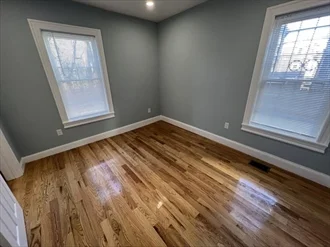 374 Oxford St, Ward Two