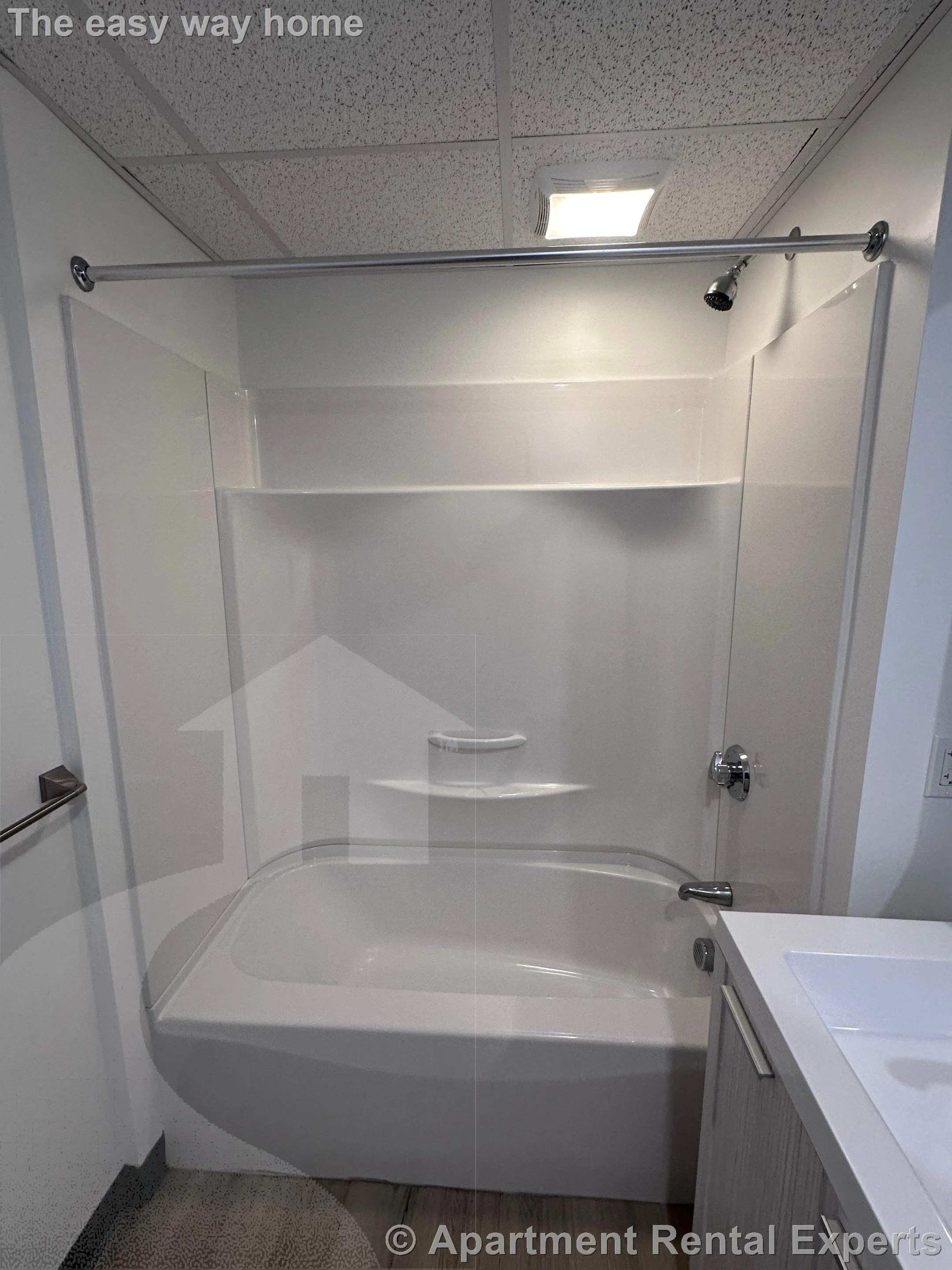 301-303 Boston Ave, Tufts