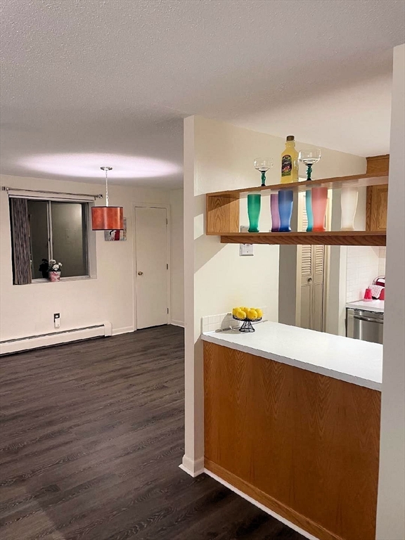 68 Main St, Stoneham