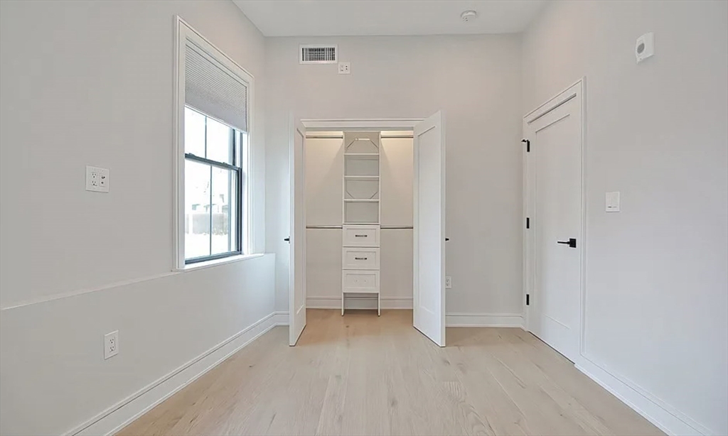 37 Horace St, East Boston