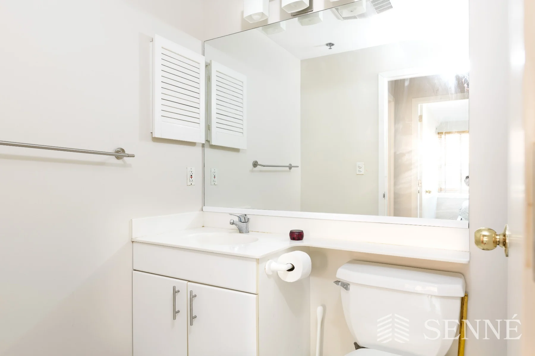 950 Massachusetts Ave, Harvard Square