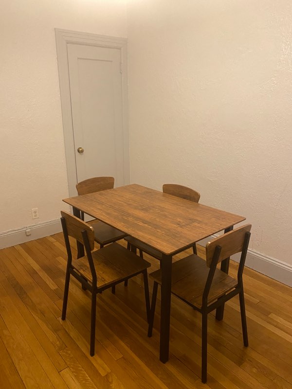 59 Manchester Rd, North Brookline