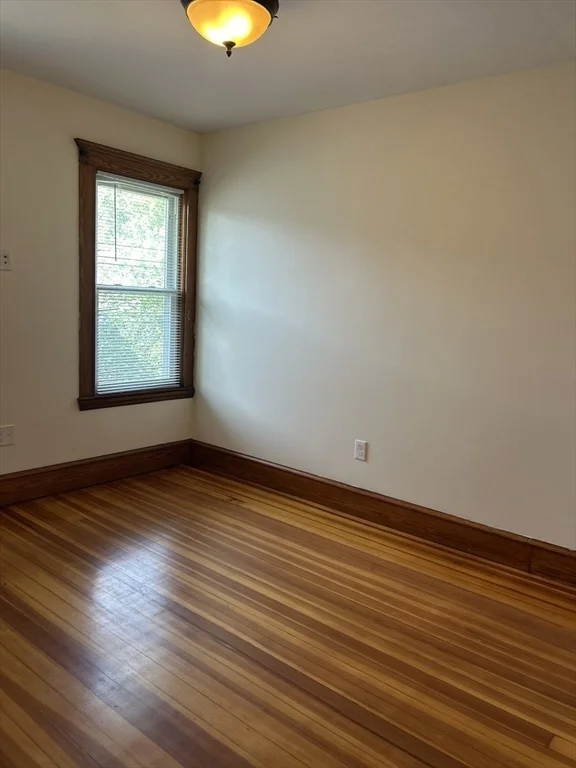 74 Fiske St, Waltham