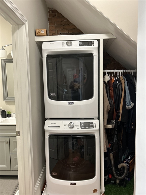 141 Galen St, Watertown