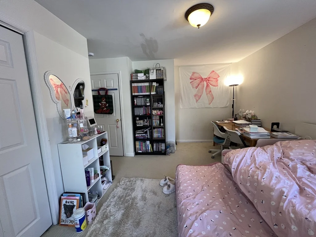 14 Rockland St, Newton Highlands