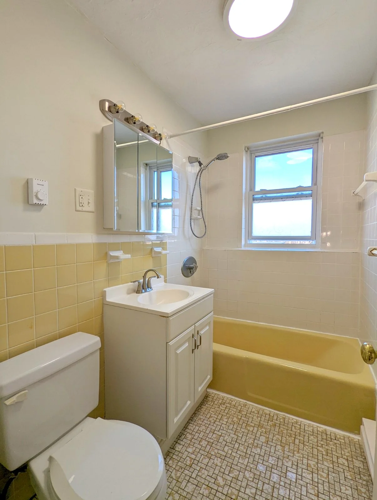 402 Highland Ave, Davis Square