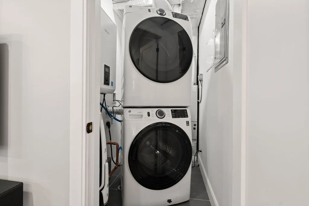 174 West Seventh St, South Boston