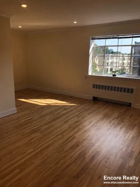 72 Saint Paul St, Coolidge Corner