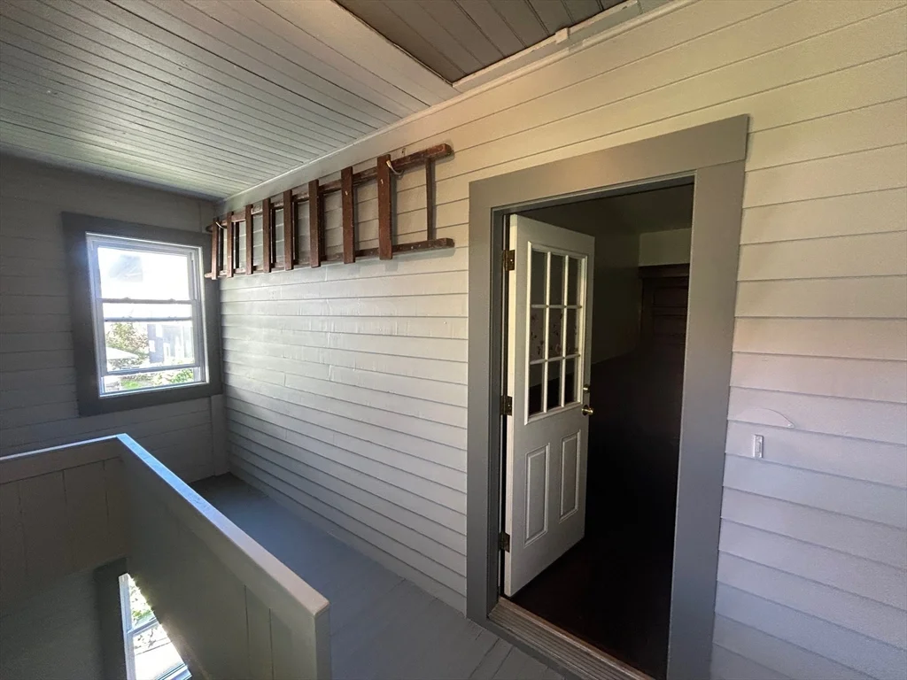 31 Chrome, Worcester