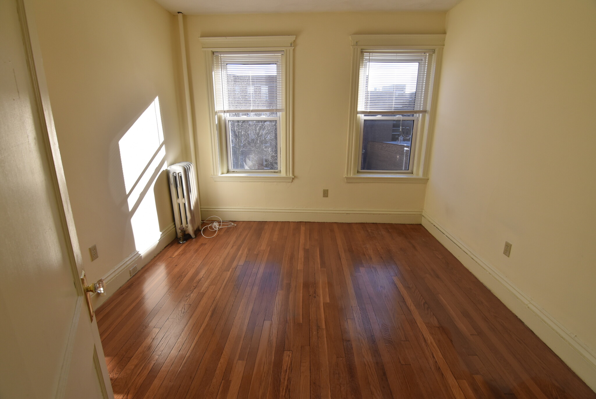 109 Queensberry St, Fenway