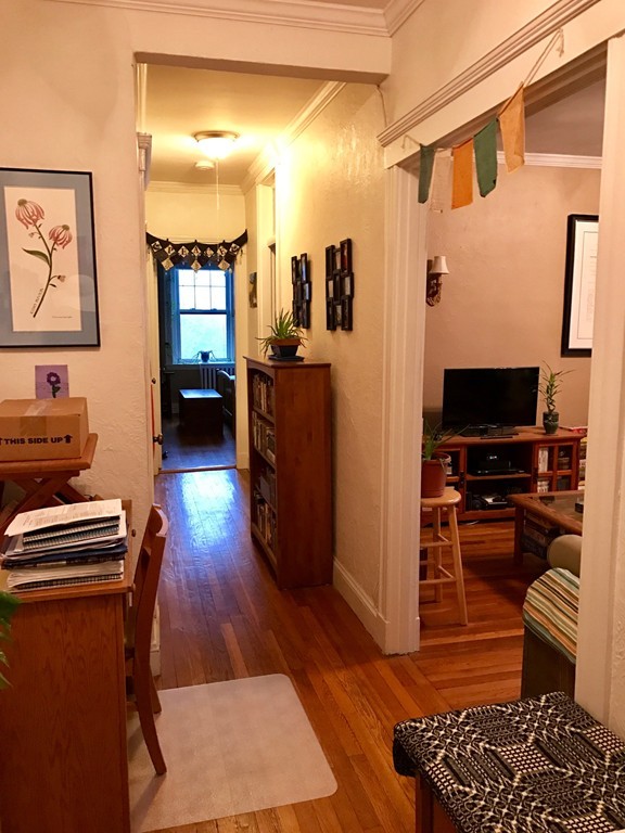 1949 Commonwealth Ave, Brighton