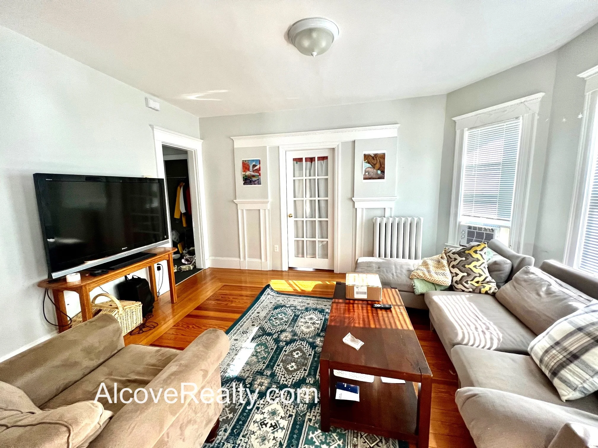 34 Leonard St, Tufts