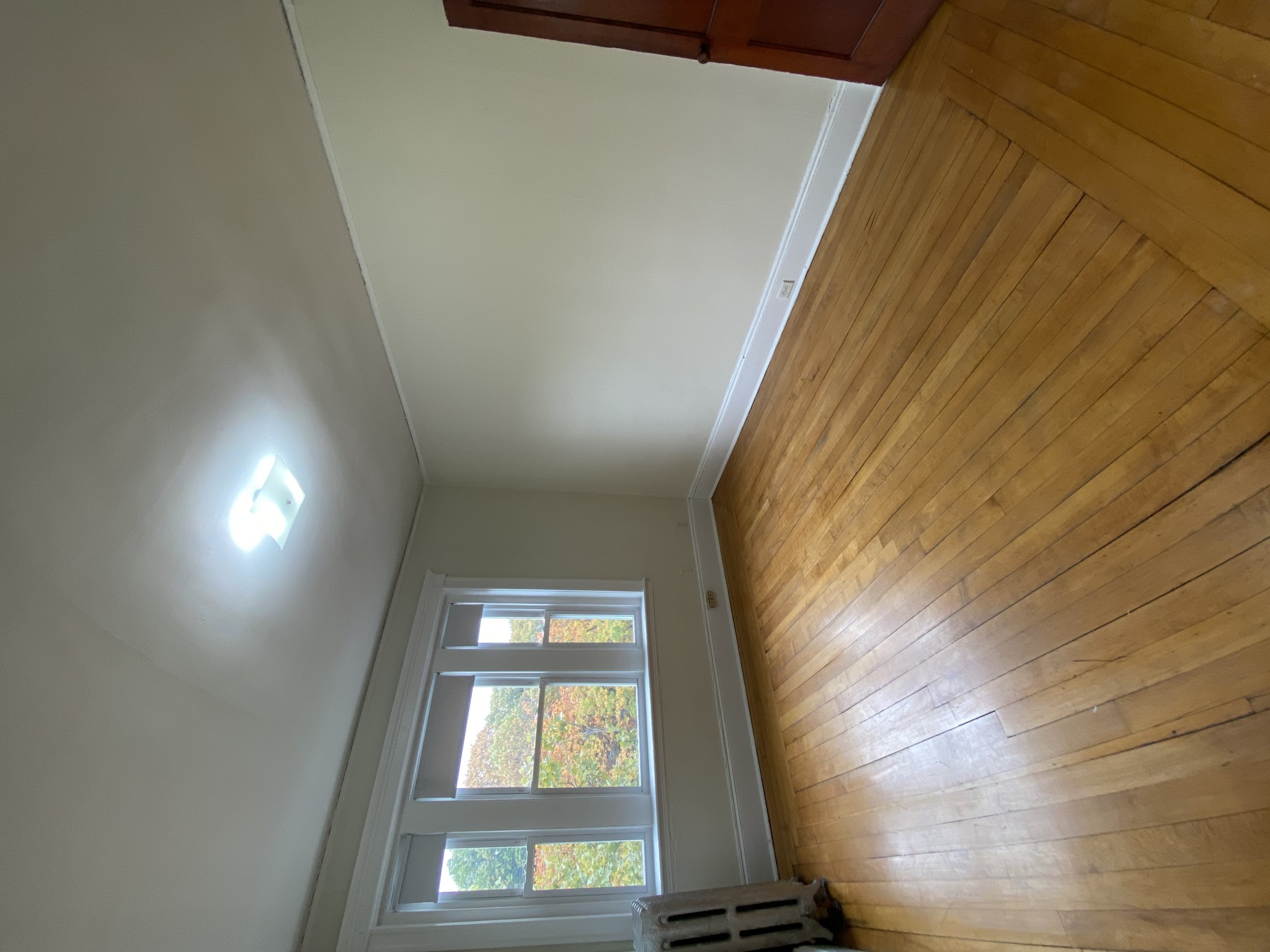 1822 Beacon St, Brookline
