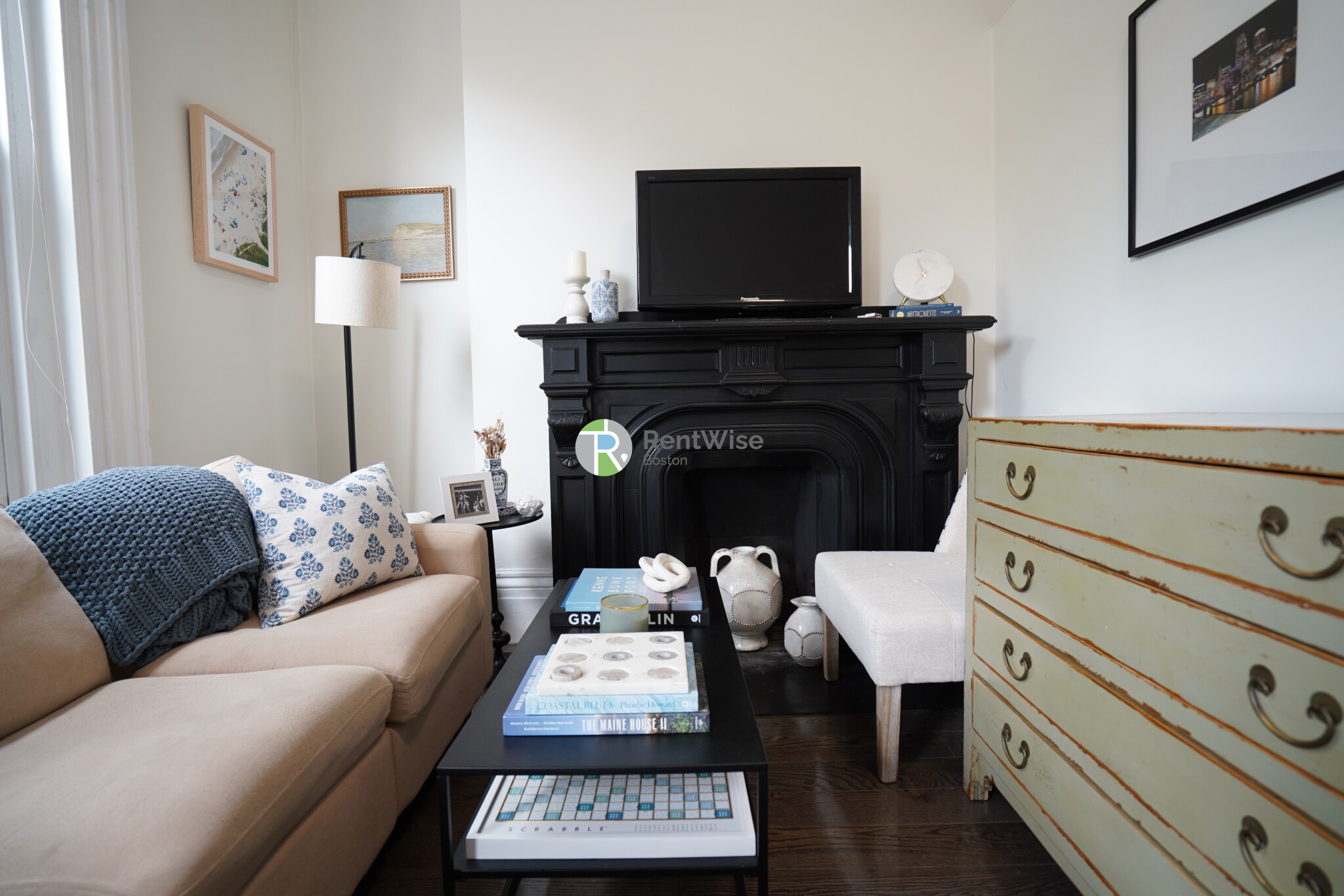 90 Charles St, Beacon Hill