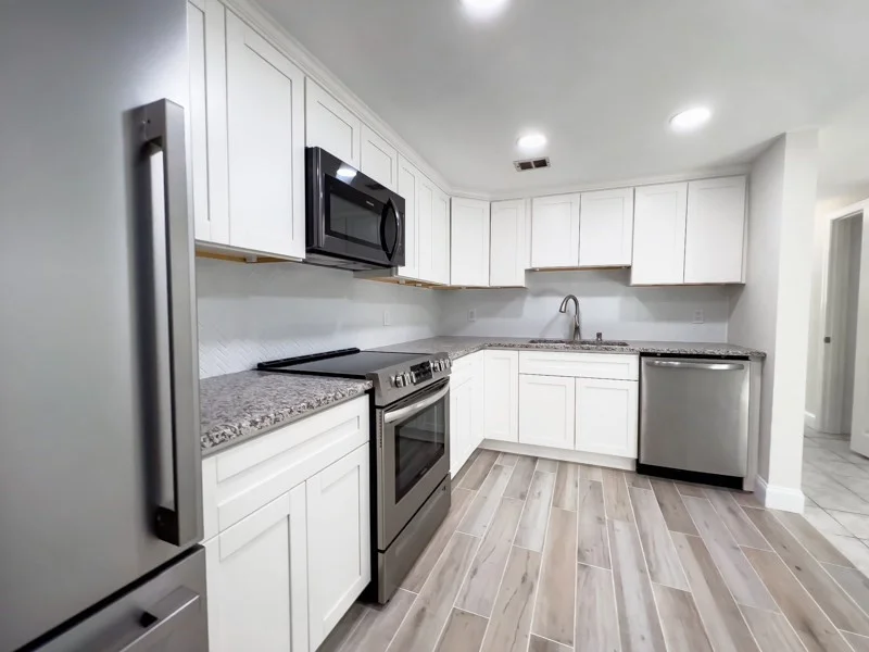 592 American Legion Highway, Roslindale