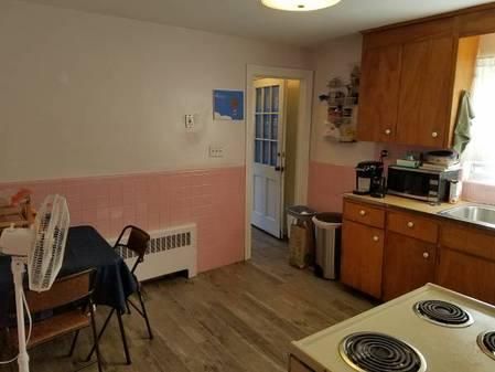 4 bed, 1 bath apartment for rent at 16 Caltha Rd Unit 9, Brighton — photo 2 of 5