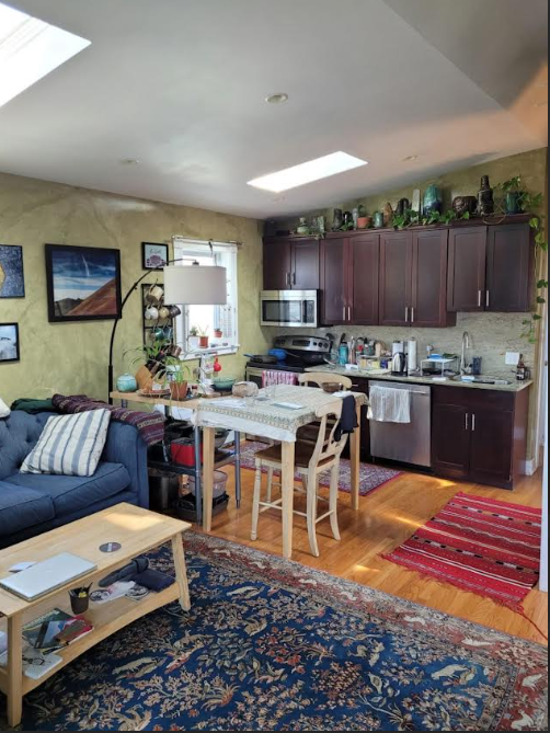 24 Ellington Rd, Powder House Square