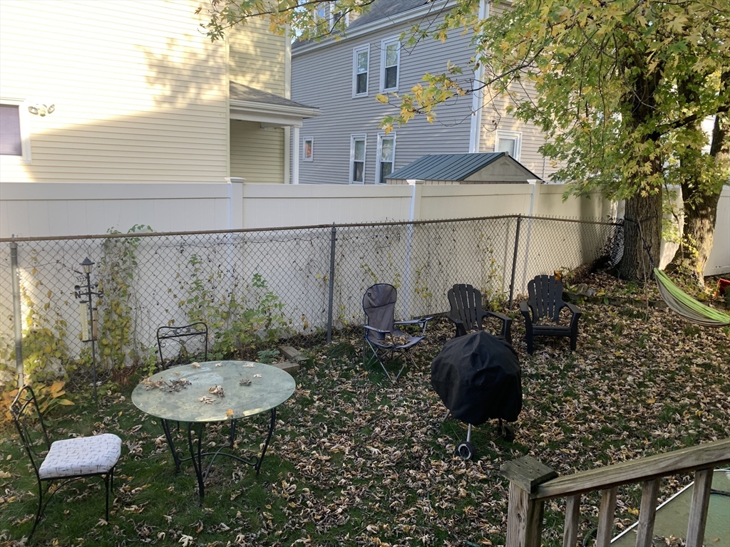 56 Bower St, West Medford