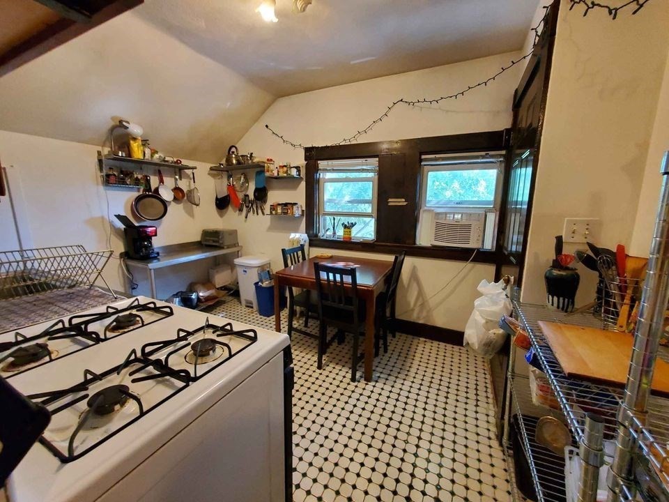 112 Allston, Allston