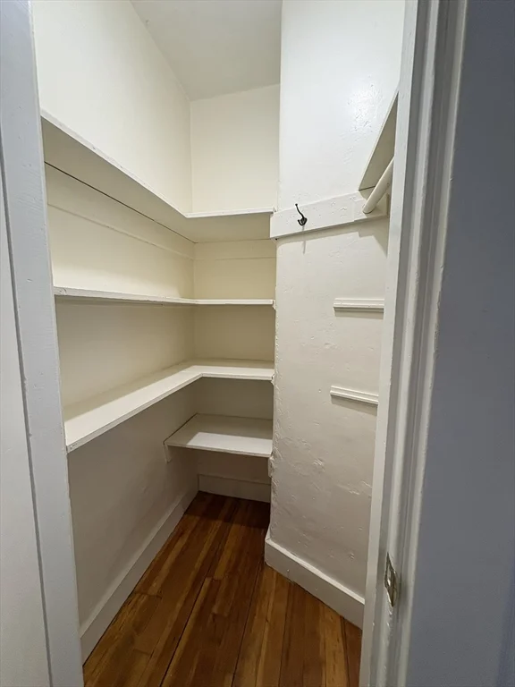 62 Ibbetson St, Davis Square