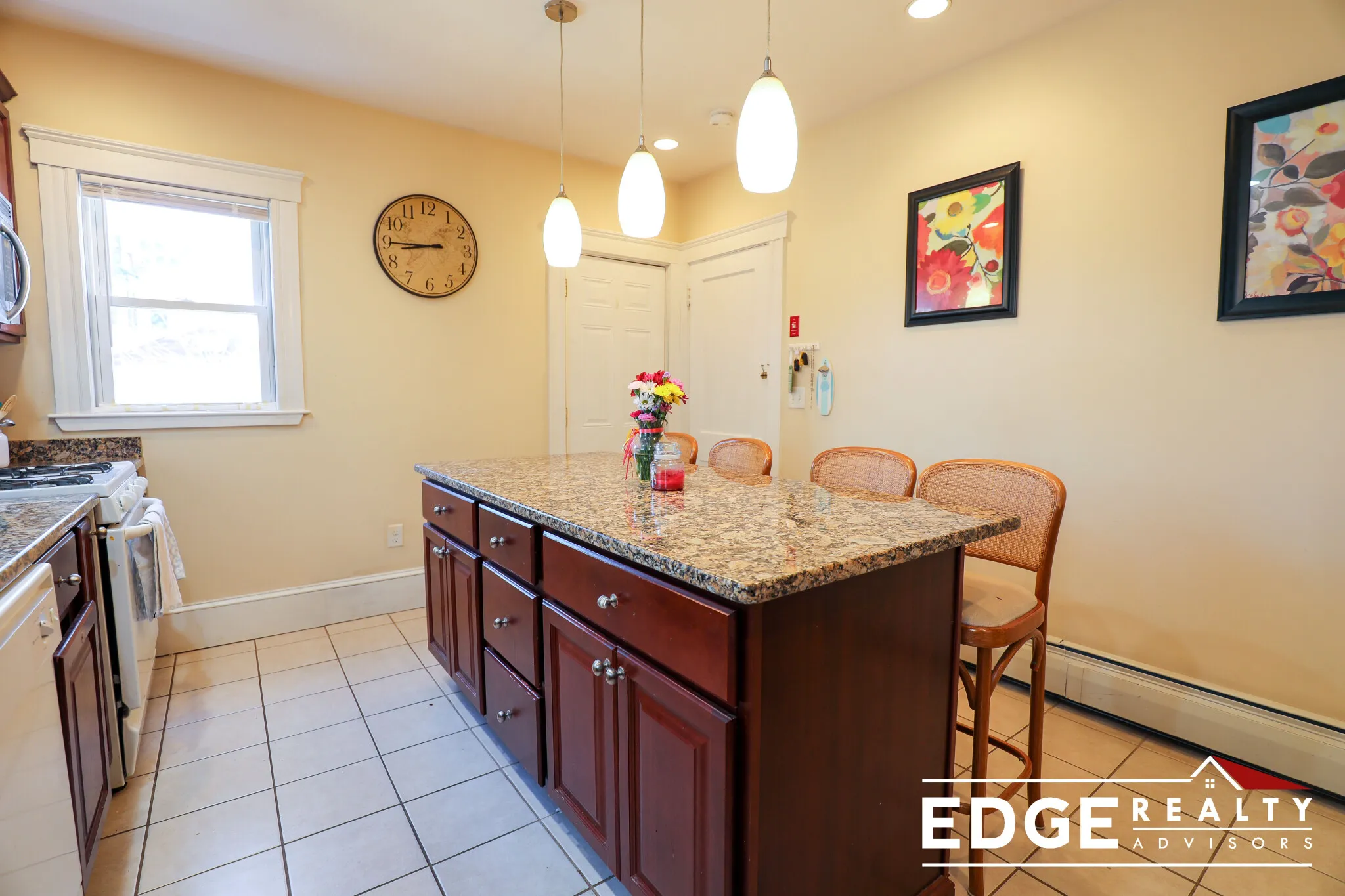 50 Atkins St, Oak Square