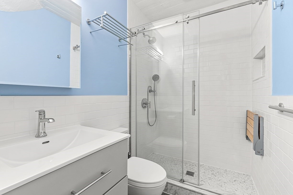 63 Atlantic Ave, Waterfront