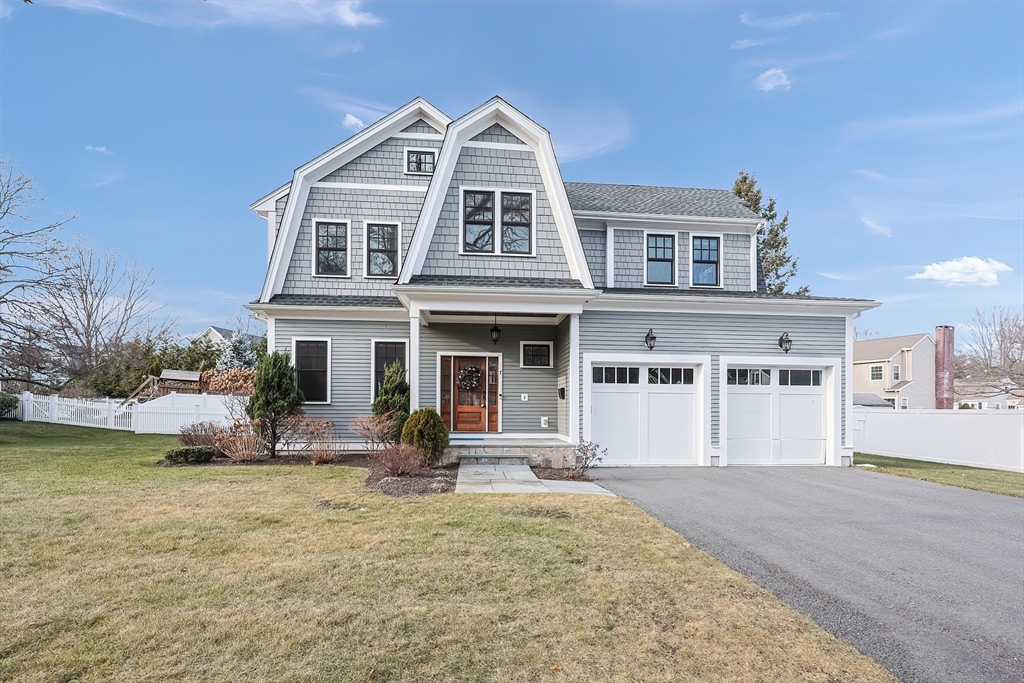 7 Marshall Rd, Wellesley