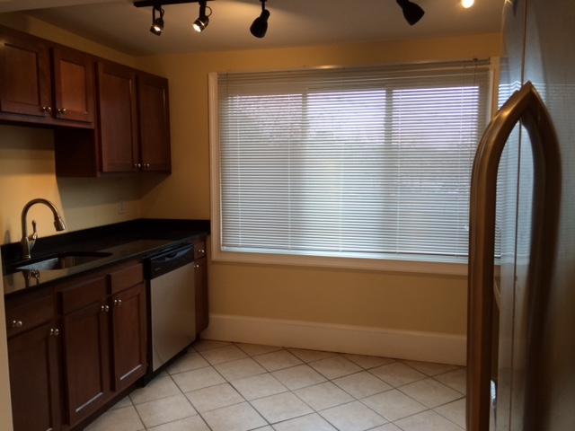 208 Holland St, Teele Square