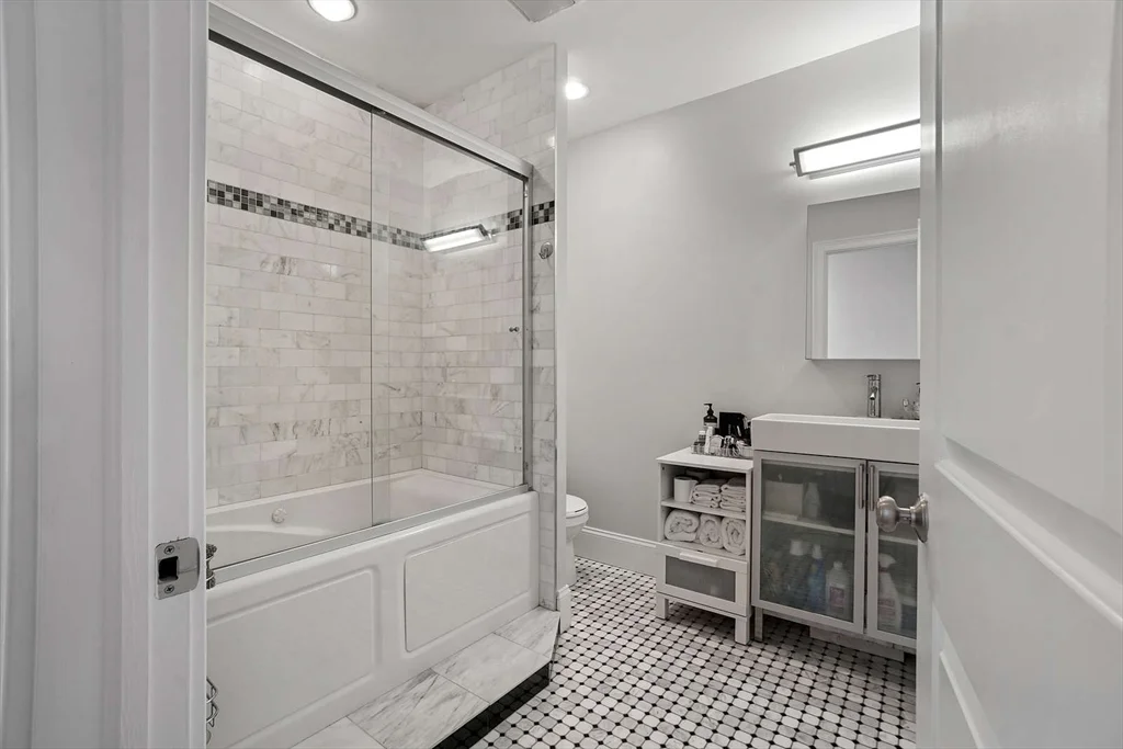 208-210 West 7th St, South Boston