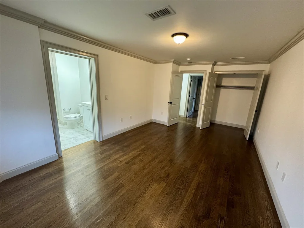 2591 Washington St, Roxbury