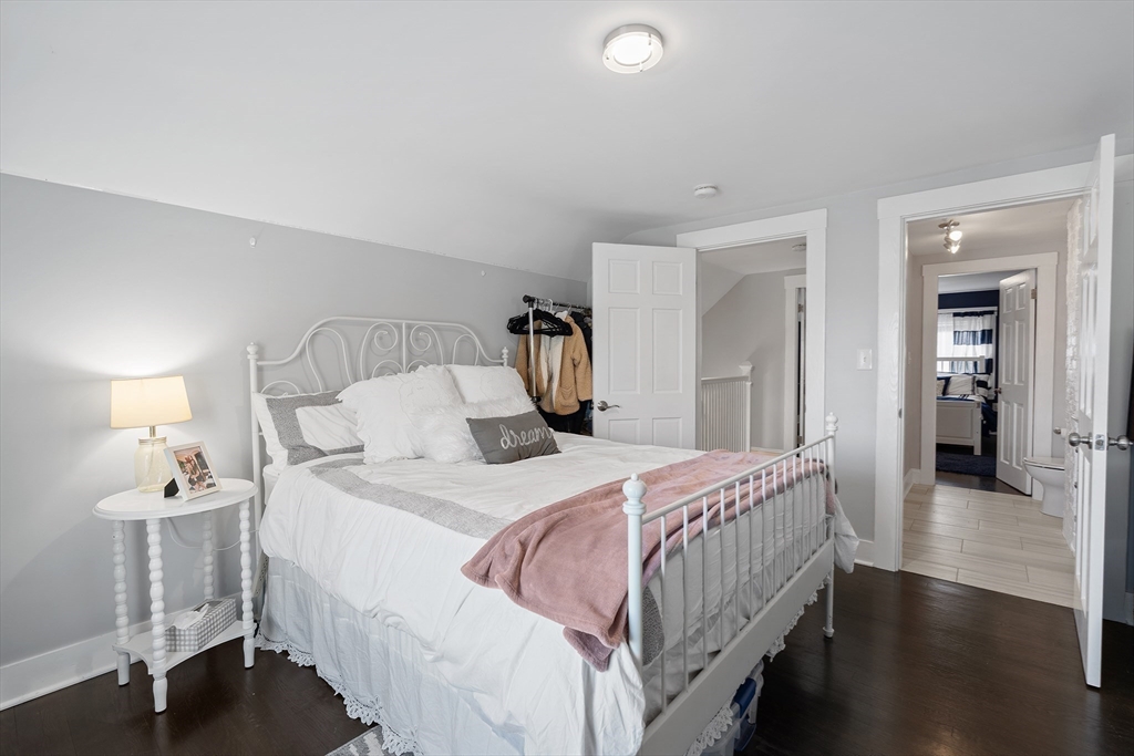 86 Chester Ave, Winthrop