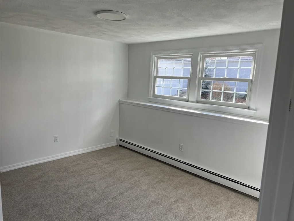 33 Central St, Winthrop