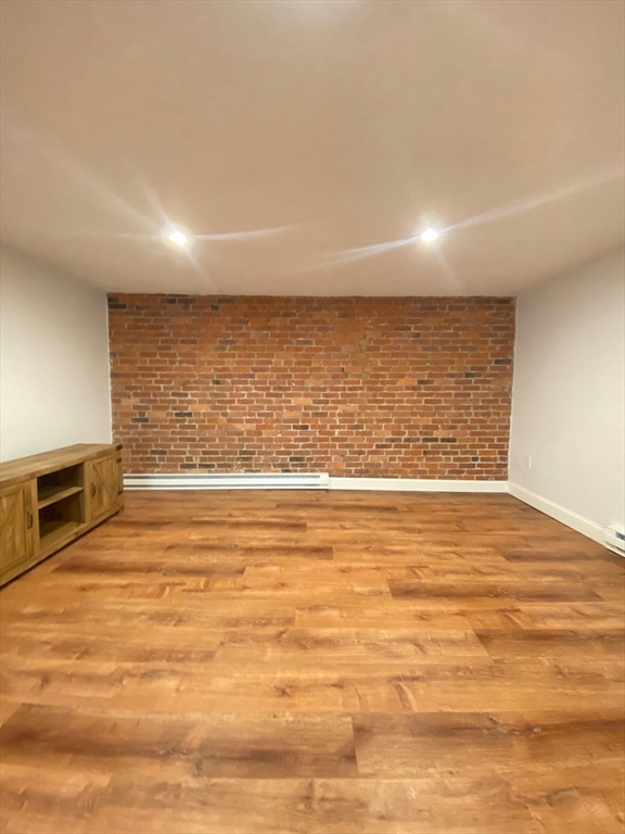 1518 Commonwealth Ave, Boston