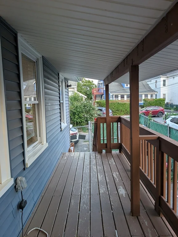 163 Ferry St, Malden