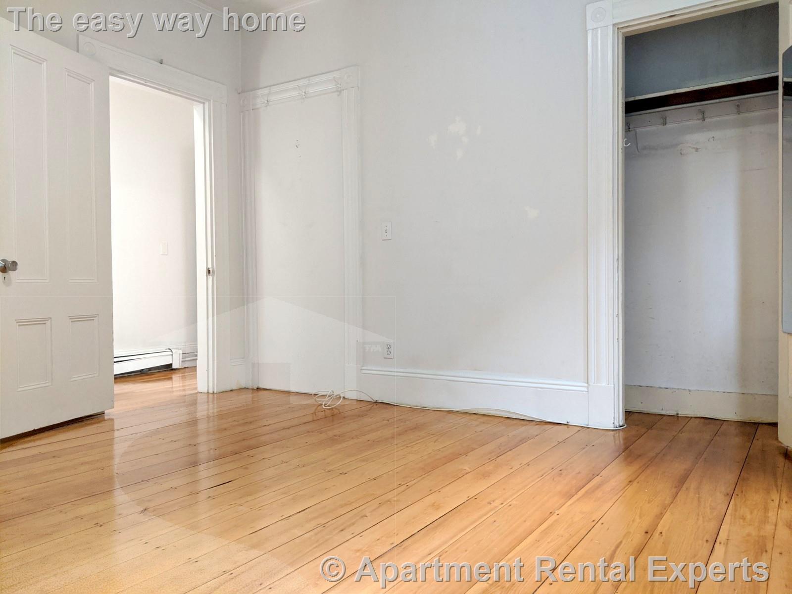 392 Washington St, Ward Two