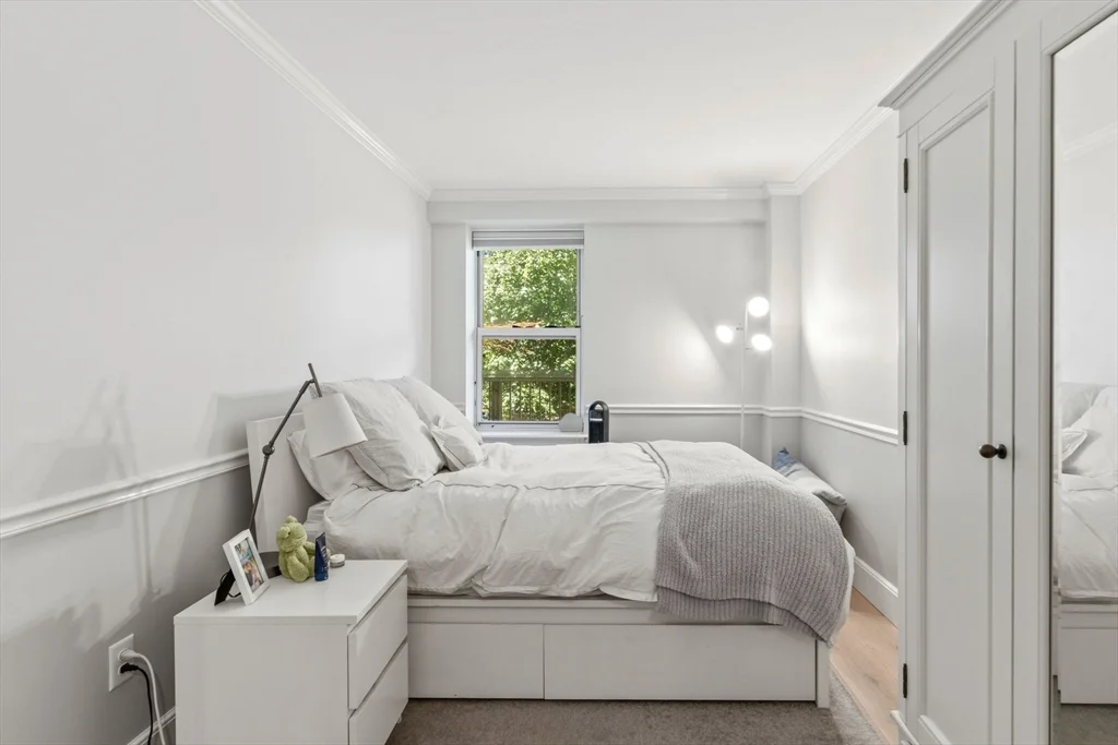 145 Pinckney St, Beacon Hill