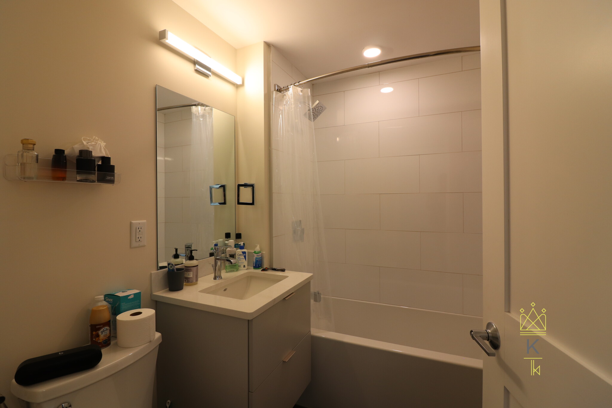 458 Washington St, Brighton