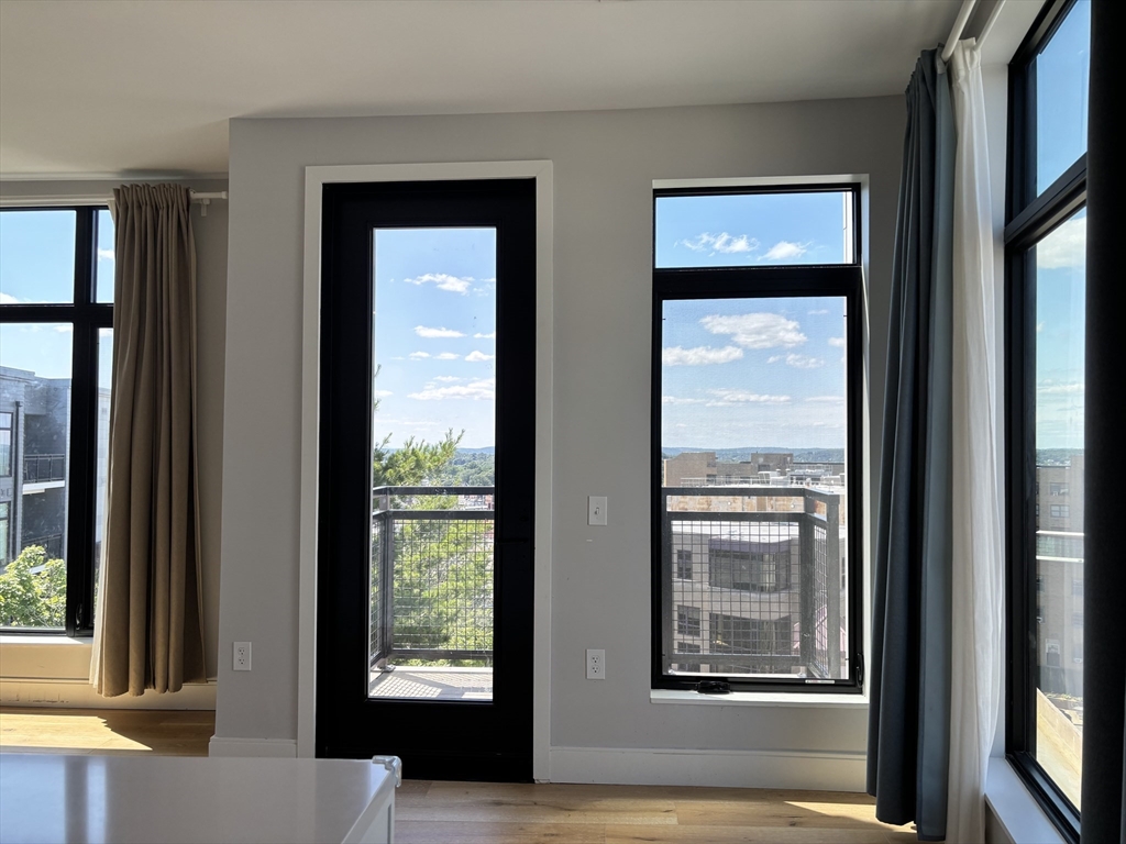 191 Washington St, Brighton