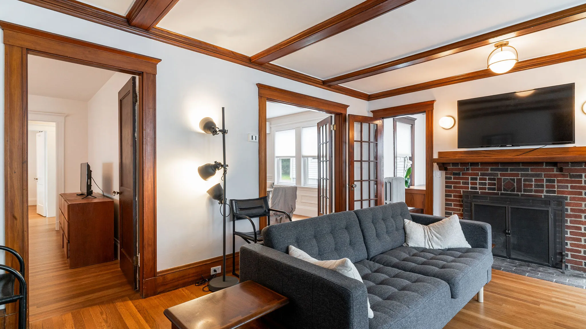 19 Holden Rd, Belmont