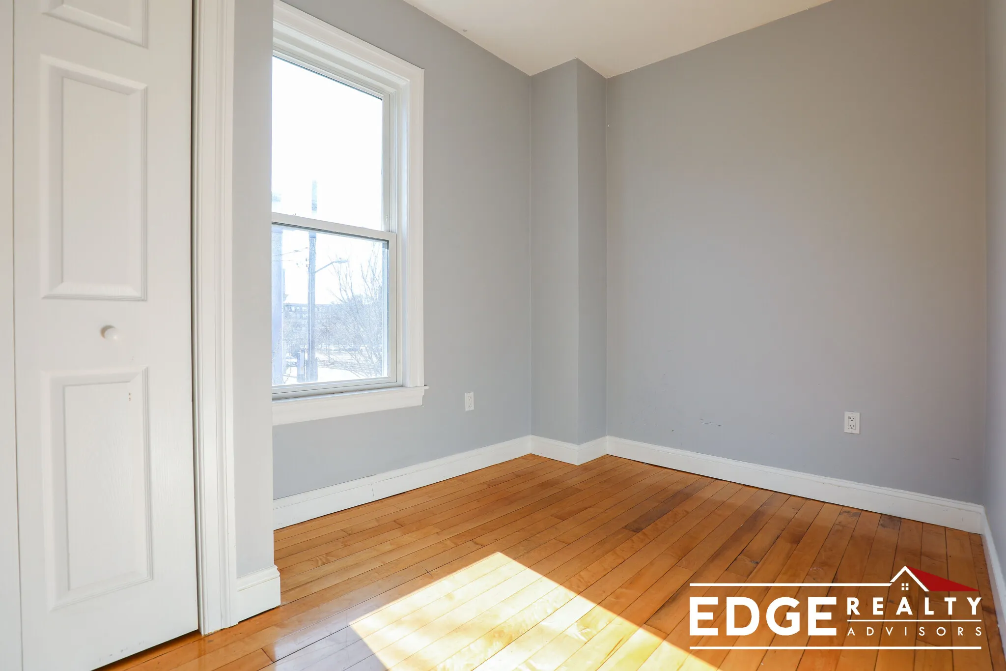 1526 Commonwealth Ave, Brighton