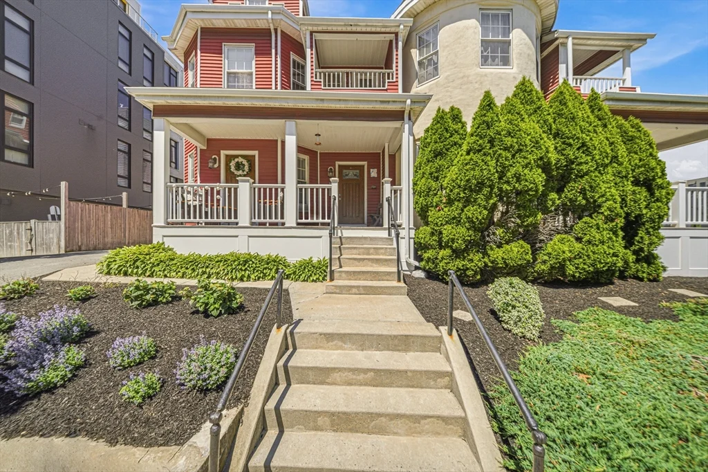 12-14 Everett St, Allston
