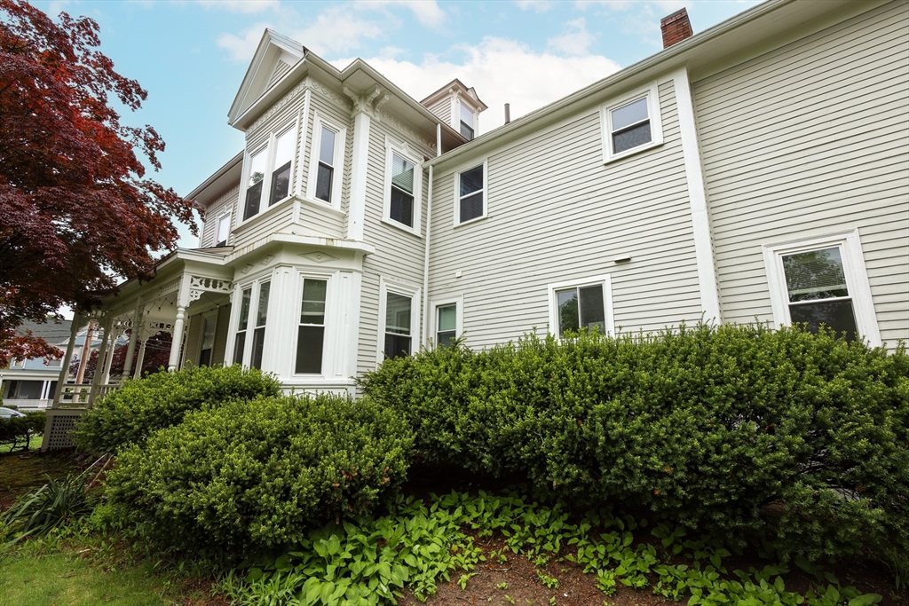 50 Maple St, Braintree