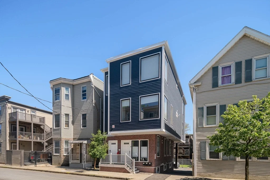 47 Morris St, East Boston